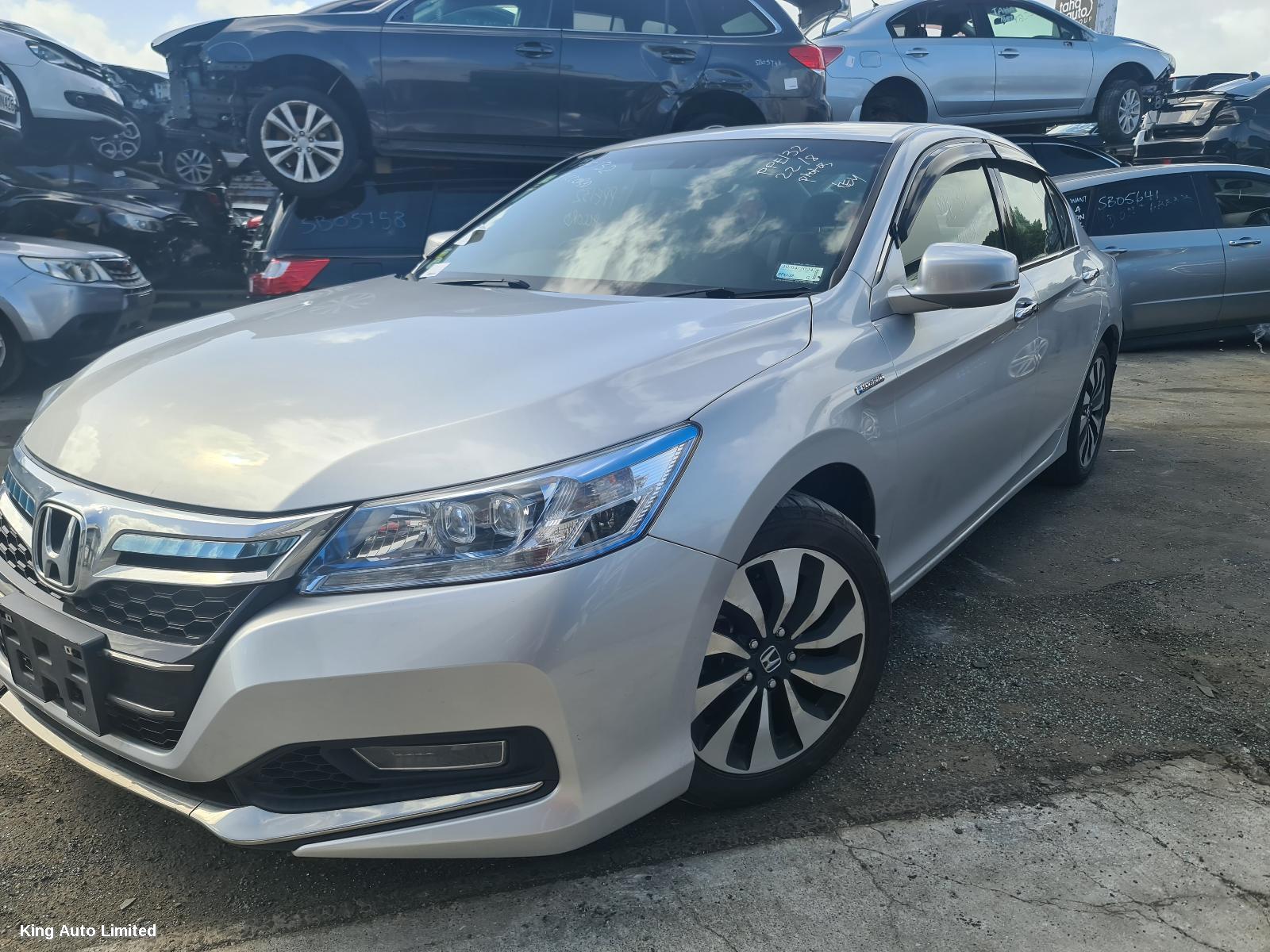 Honda ACCORD 2013 Right Taillight thumbnail 2