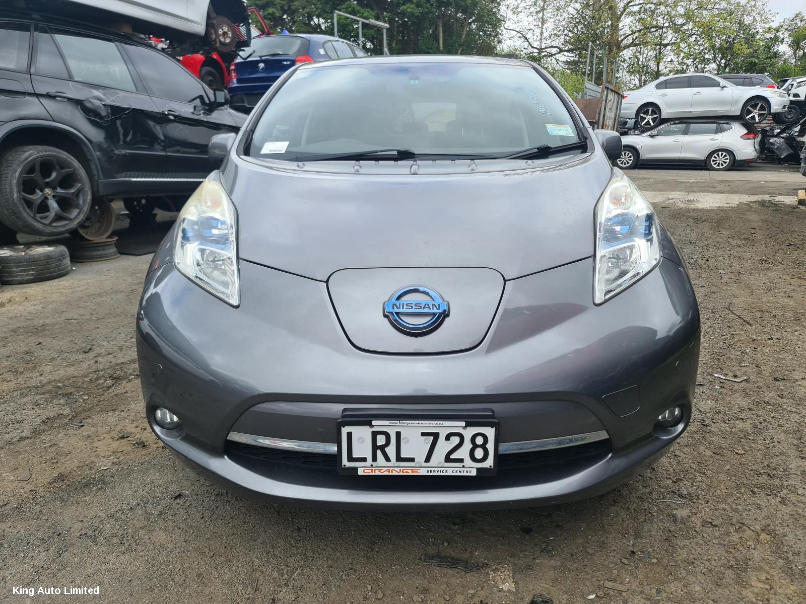Nissan LEAF 2013 Right Headlamp thumbnail 1