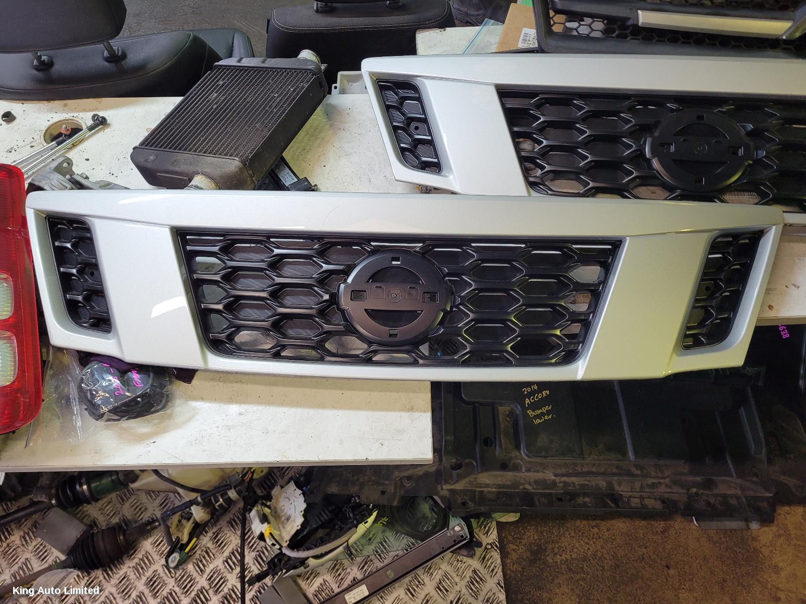 Nissan URVAN 2012 Grille thumbnail 2
