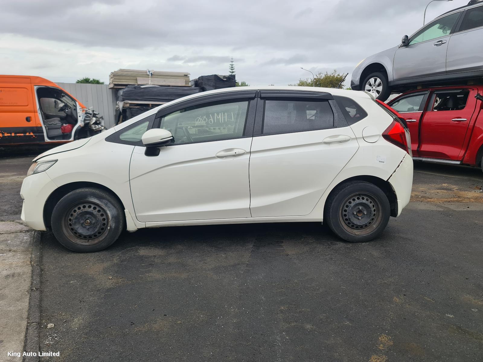 Honda JAZZ 2014 Engine thumbnail 3