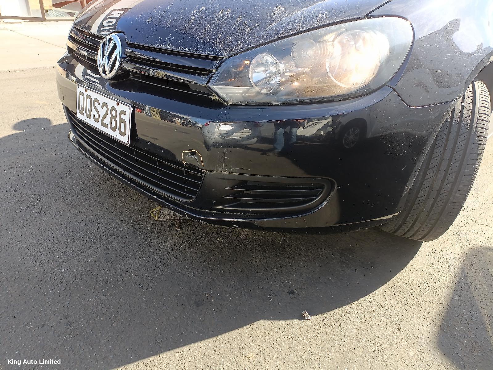 Volkswagen GOLF 2011 Front Bumper thumbnail 3