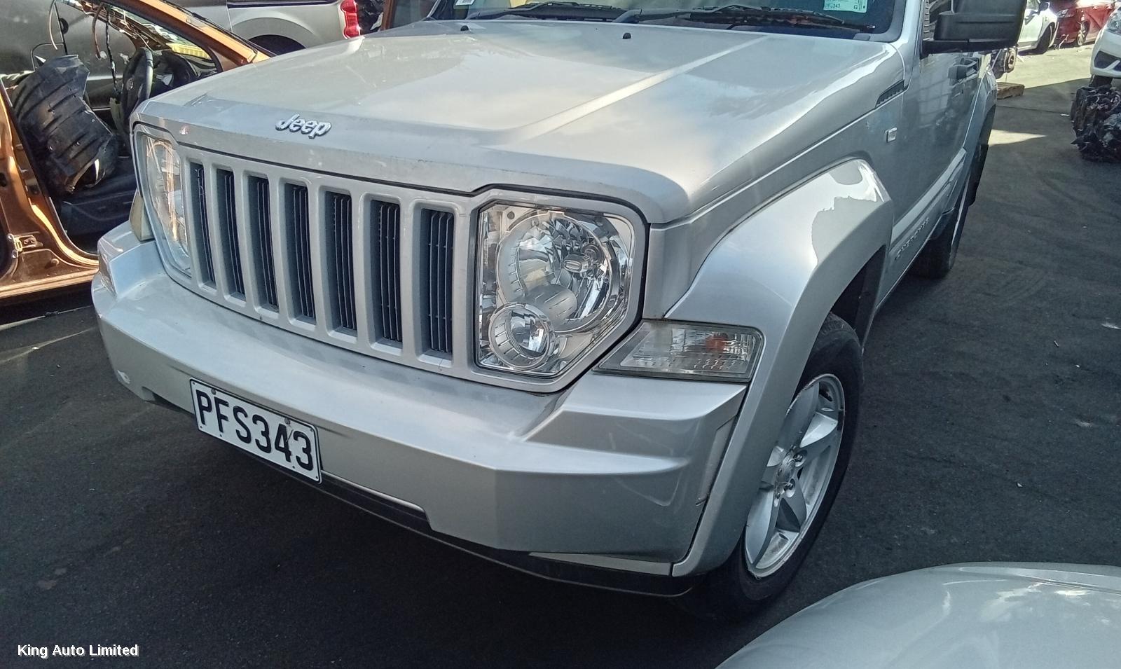 Jeep CHEROKEE 2012 Front Bumper thumbnail 3