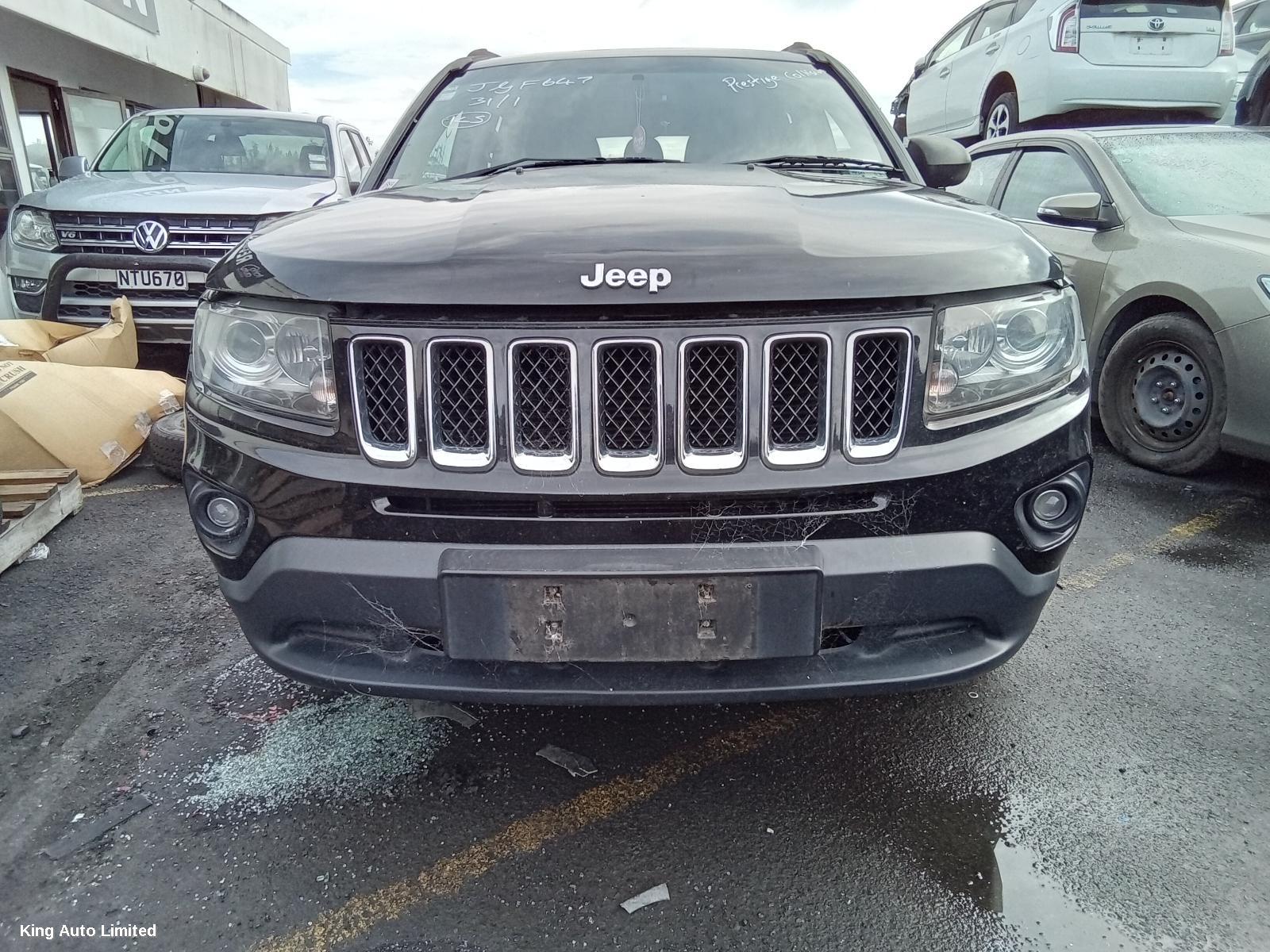 Jeep COMPASS 2015 Right Taillight thumbnail 1