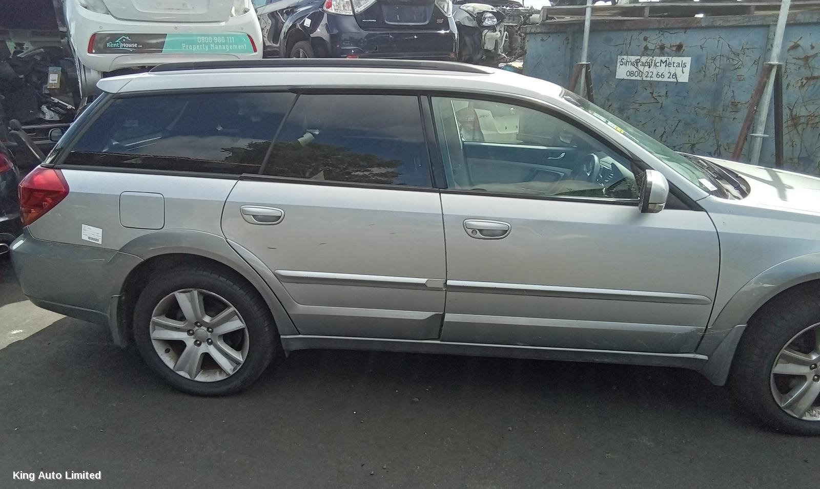 Subaru OUTBACK 2004 Left Guard thumbnail 3