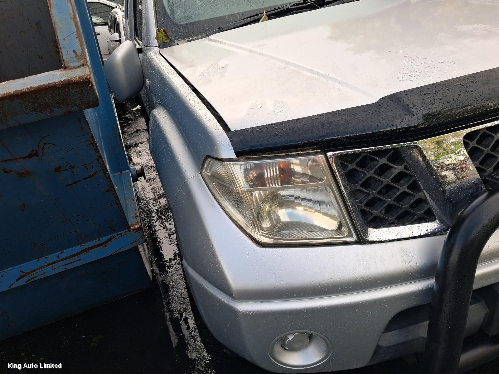 Nissan NAVARA 2010 Right Front Window Reg/Motor thumbnail 2