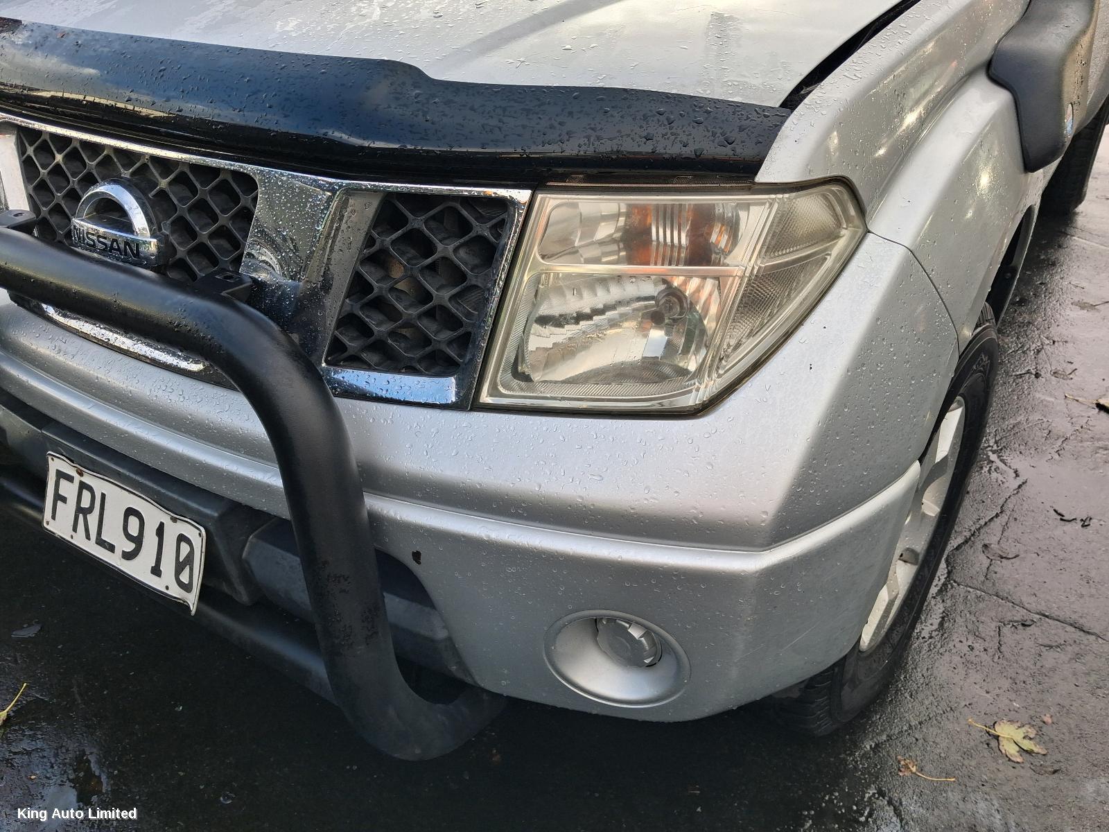 Nissan NAVARA 2010 Right Front Window Reg/Motor thumbnail 3