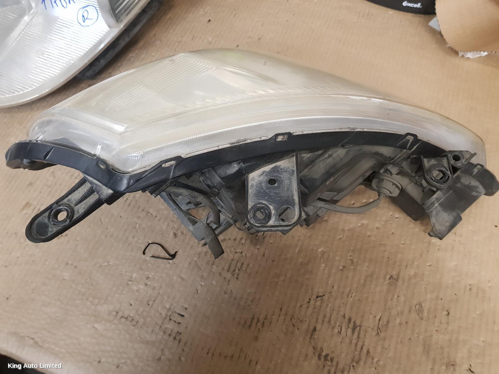 Nissan TIIDA 2010 Left Headlamp thumbnail 3