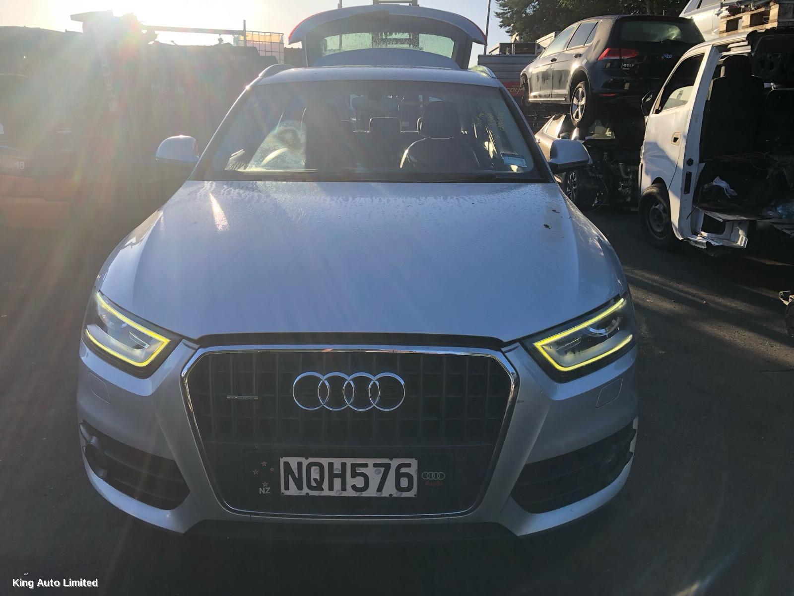 Audi Q3 2012 Front Bumper thumbnail 3