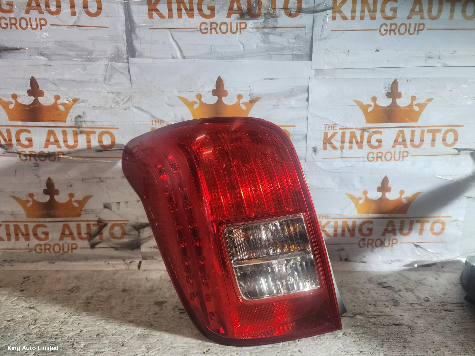 Toyota COROLLA 2006 Left Taillight thumbnail 1