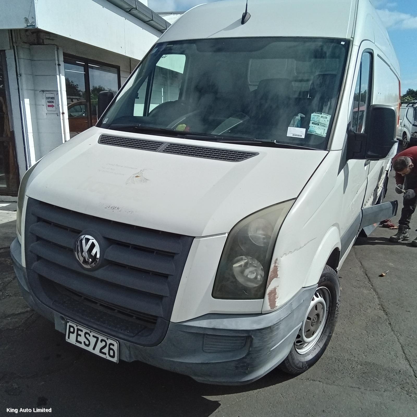 Volkswagen CRAFTER 2010 Right Front Door thumbnail 3