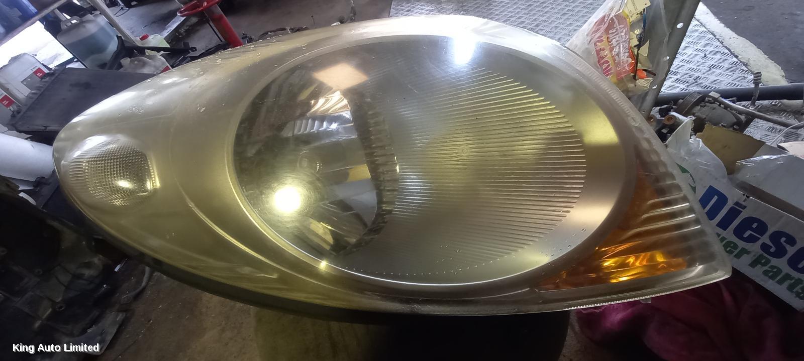 Nissan NOTE 2006 Left Headlamp thumbnail 1