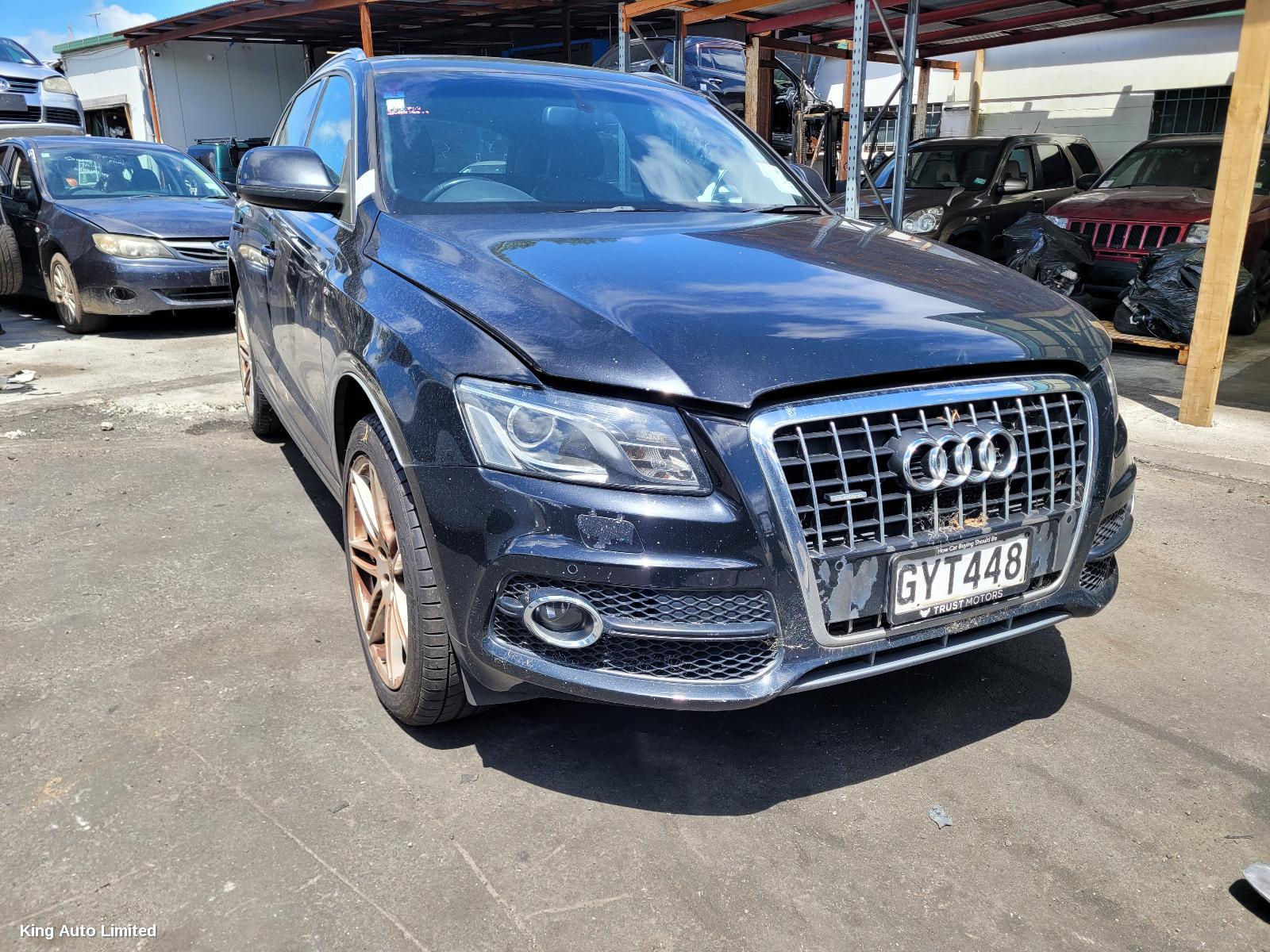 Audi - Audi Q5 2009 Bonnet Lock/Support