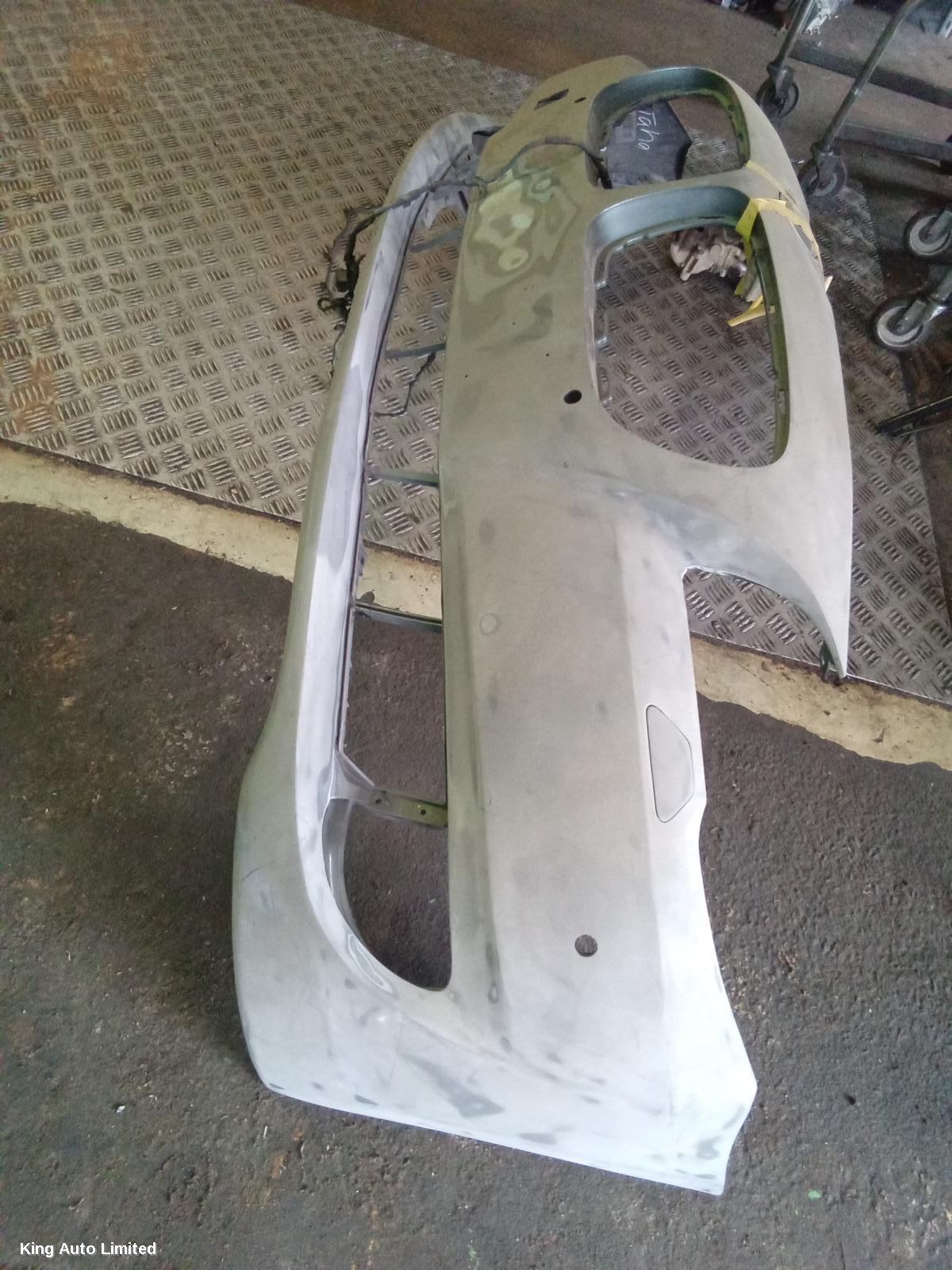 BMW 5 SERIES 2010 Front Bumper thumbnail 2