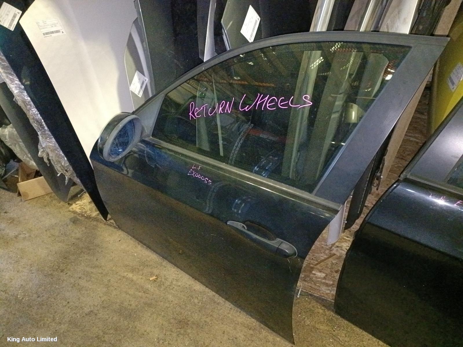 BMW 3 SERIES 2005 Left Front Door thumbnail 2