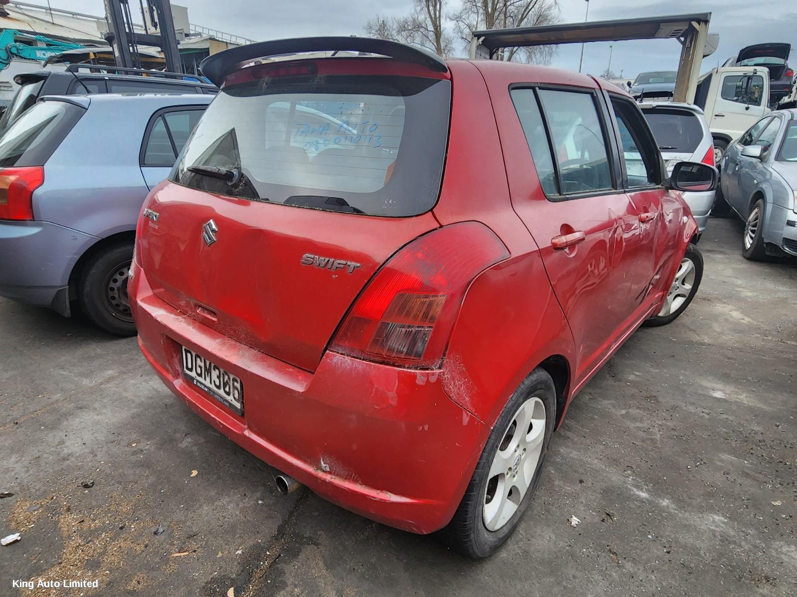 Suzuki SWIFT 2006 Left Headlamp thumbnail 3