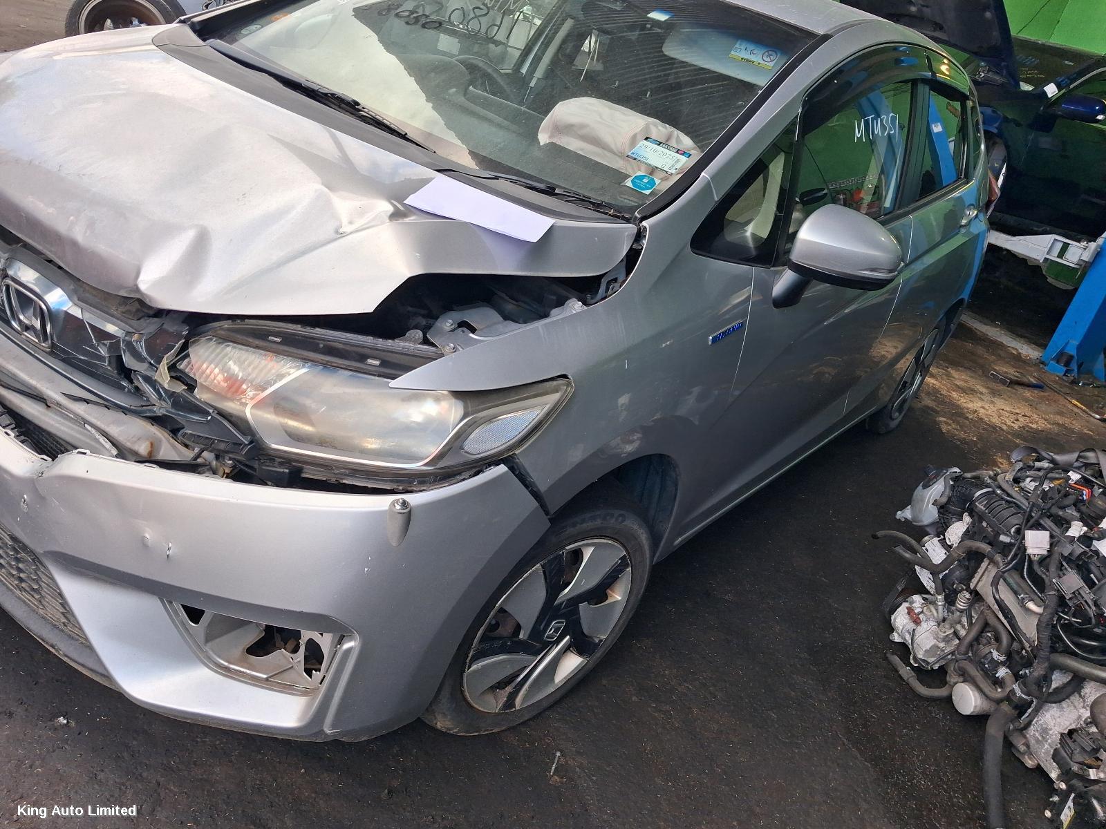 Honda JAZZ 2014 Left Guard thumbnail 3