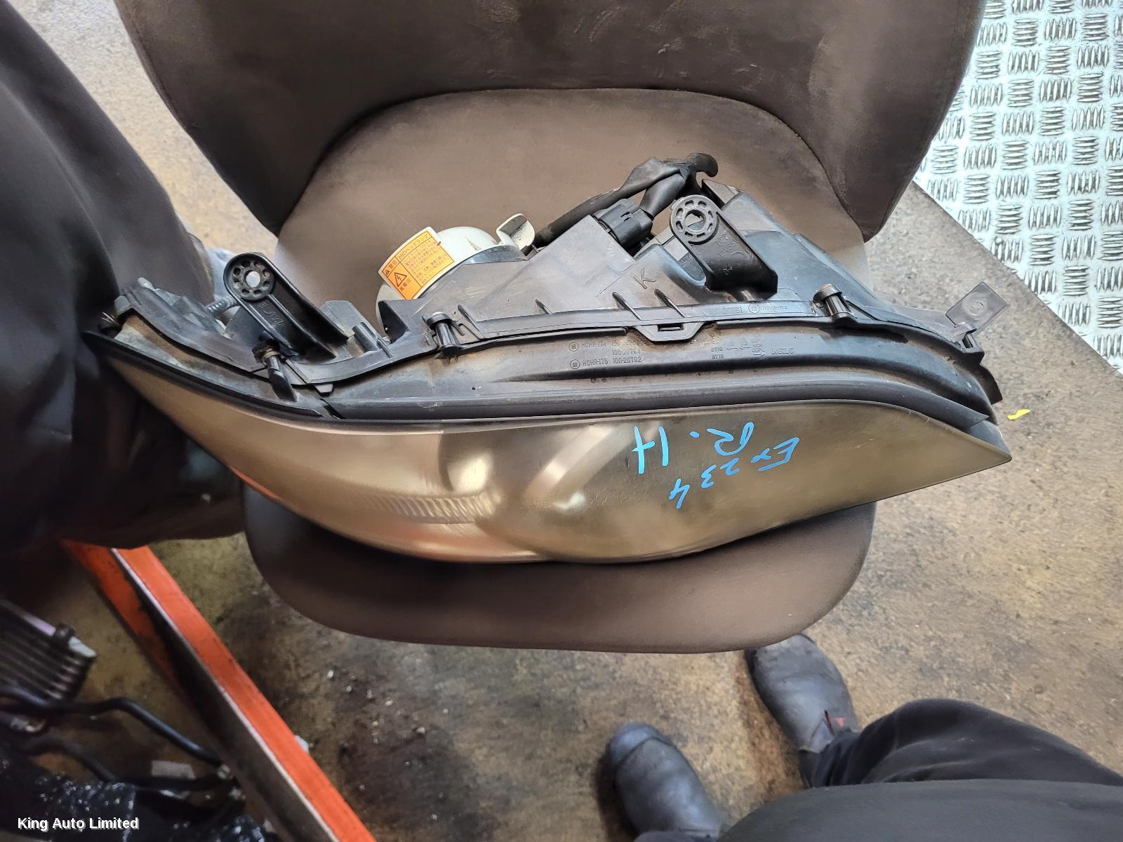Subaru LIBERTY 2005 Right Headlamp thumbnail 3