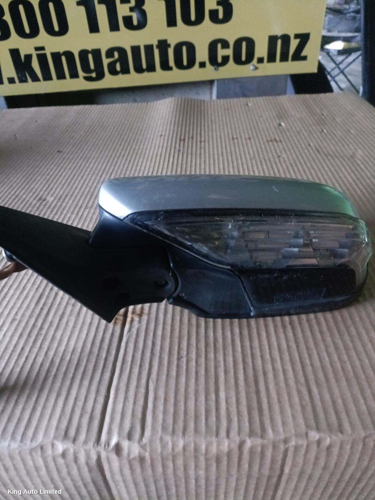 Subaru OUTBACK 2004 Left Door Mirror thumbnail 2