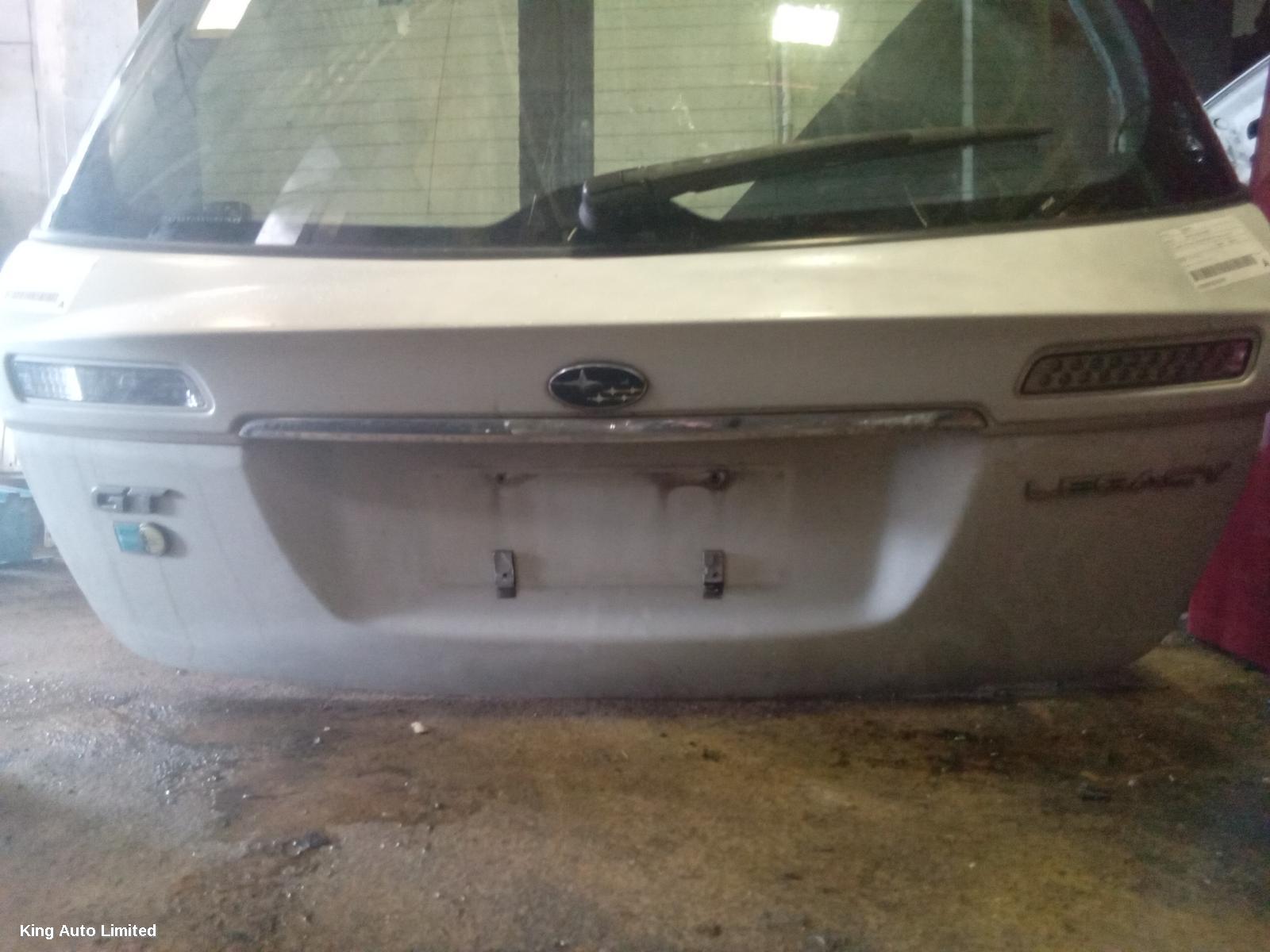 Subaru LIBERTY 2005 Rear Garnish thumbnail 3