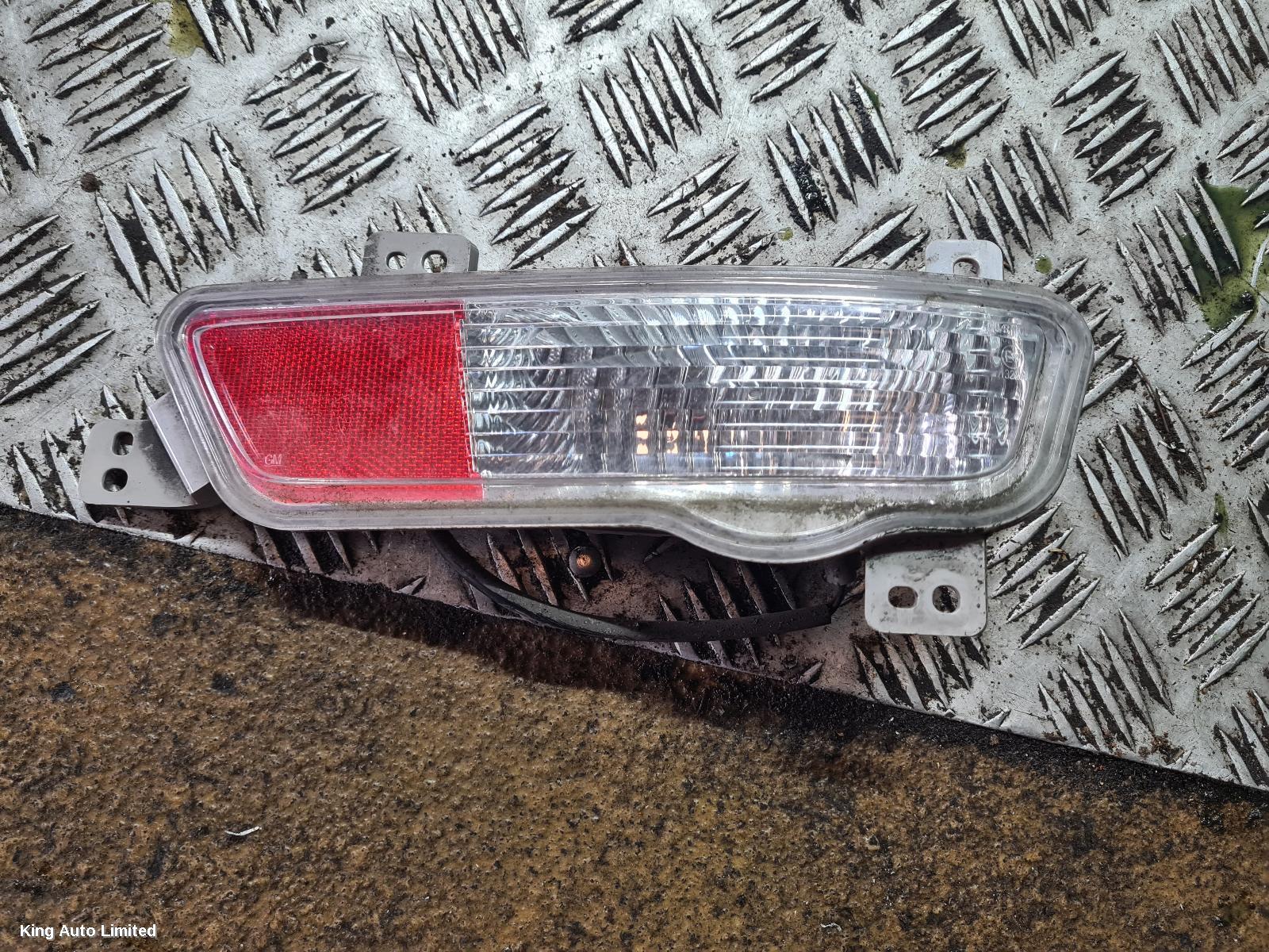 Holden CRUZE 2010 Reversing Light thumbnail 1