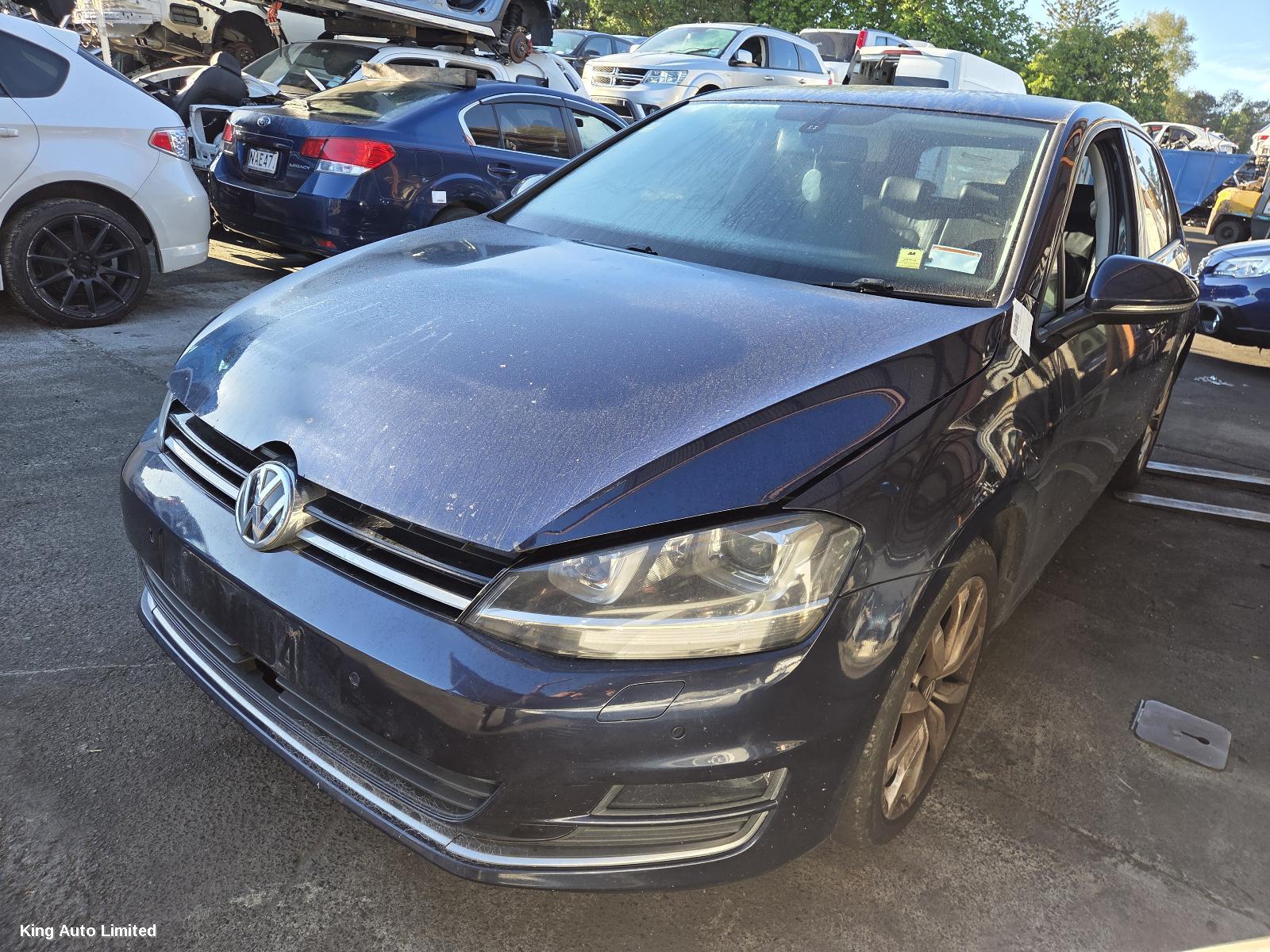 Volkswagen GOLF 2014 Fan thumbnail 3