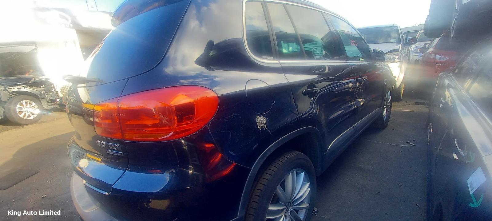 Volkswagen TIGUAN 2011 Left Indicator/Fog/Side thumbnail 3