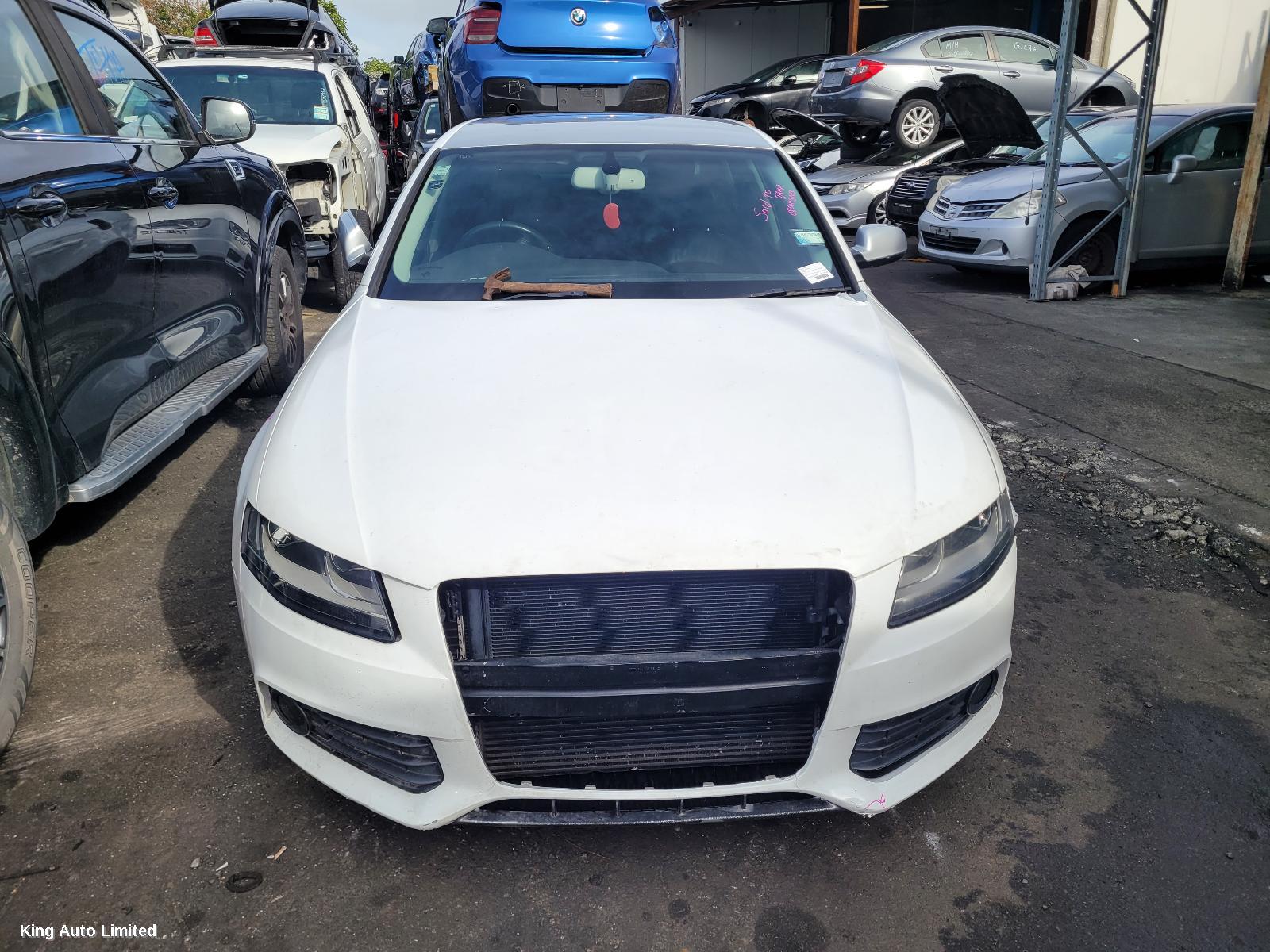 Audi A4 2010 Right Taillight thumbnail 1