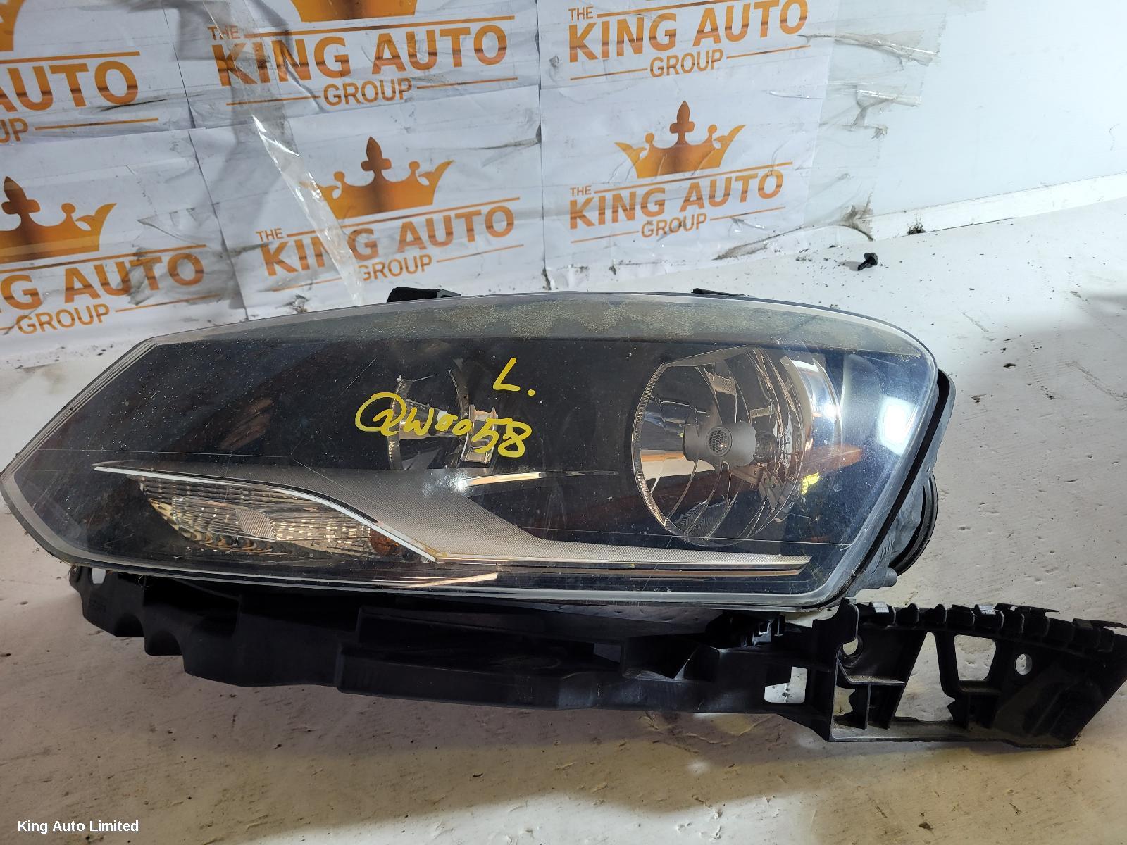Volkswagen POLO 2012 Left Headlamp thumbnail 2