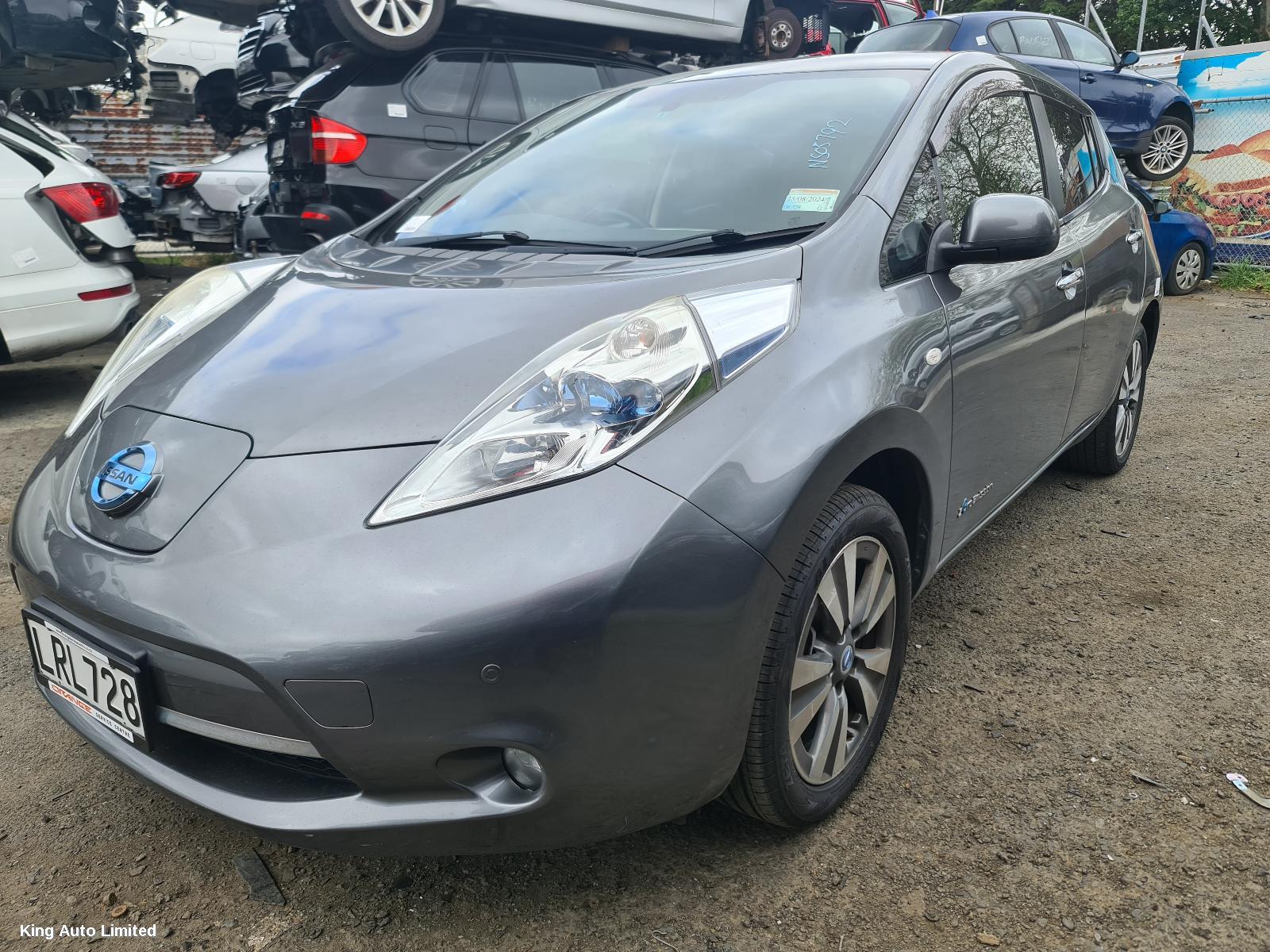 Nissan LEAF 2013 Left Indicator/Fog/Side thumbnail 2