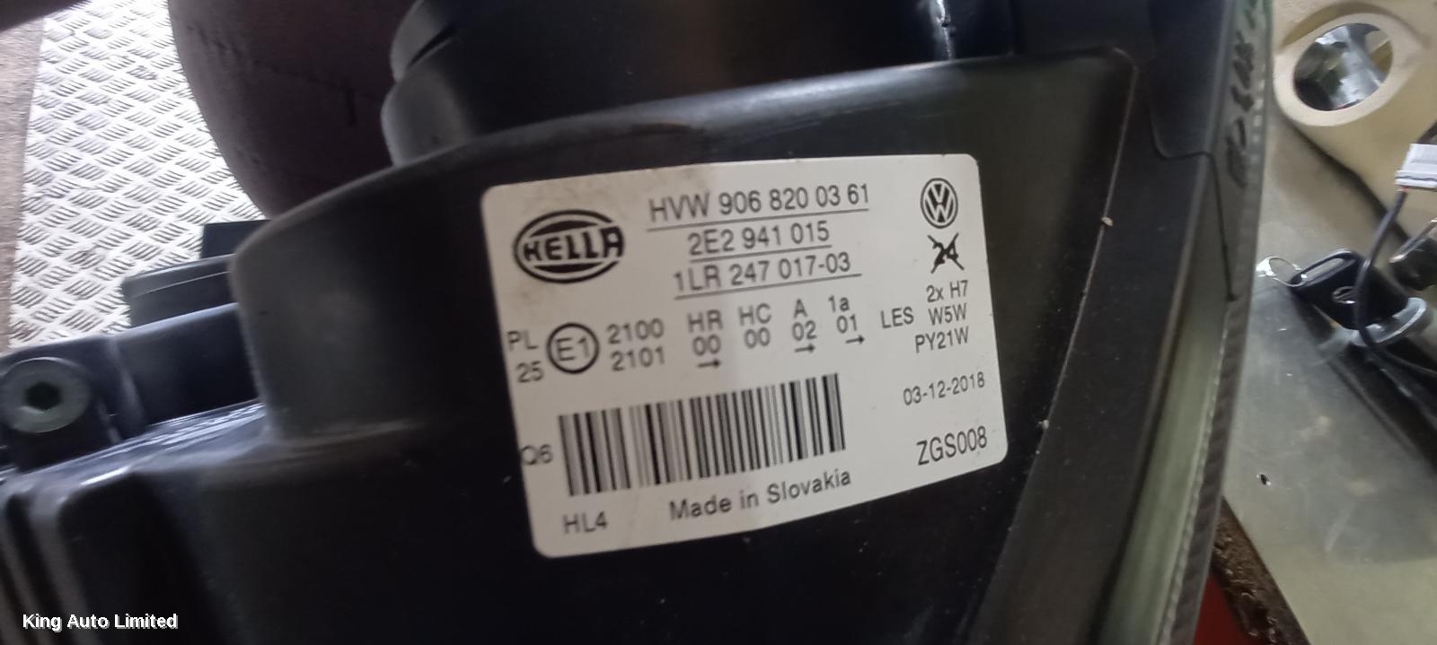 Volkswagen CRAFTER 2011 Right Headlamp thumbnail 3