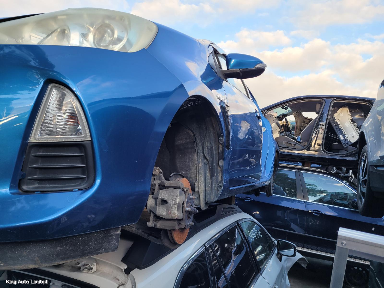 Toyota PRIUS 2013 Left Taillight thumbnail 2