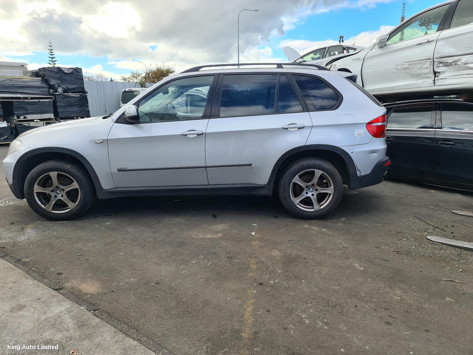 BMW X5 2007 Radio/Cd/Dvd/Sat/Tv thumbnail 3