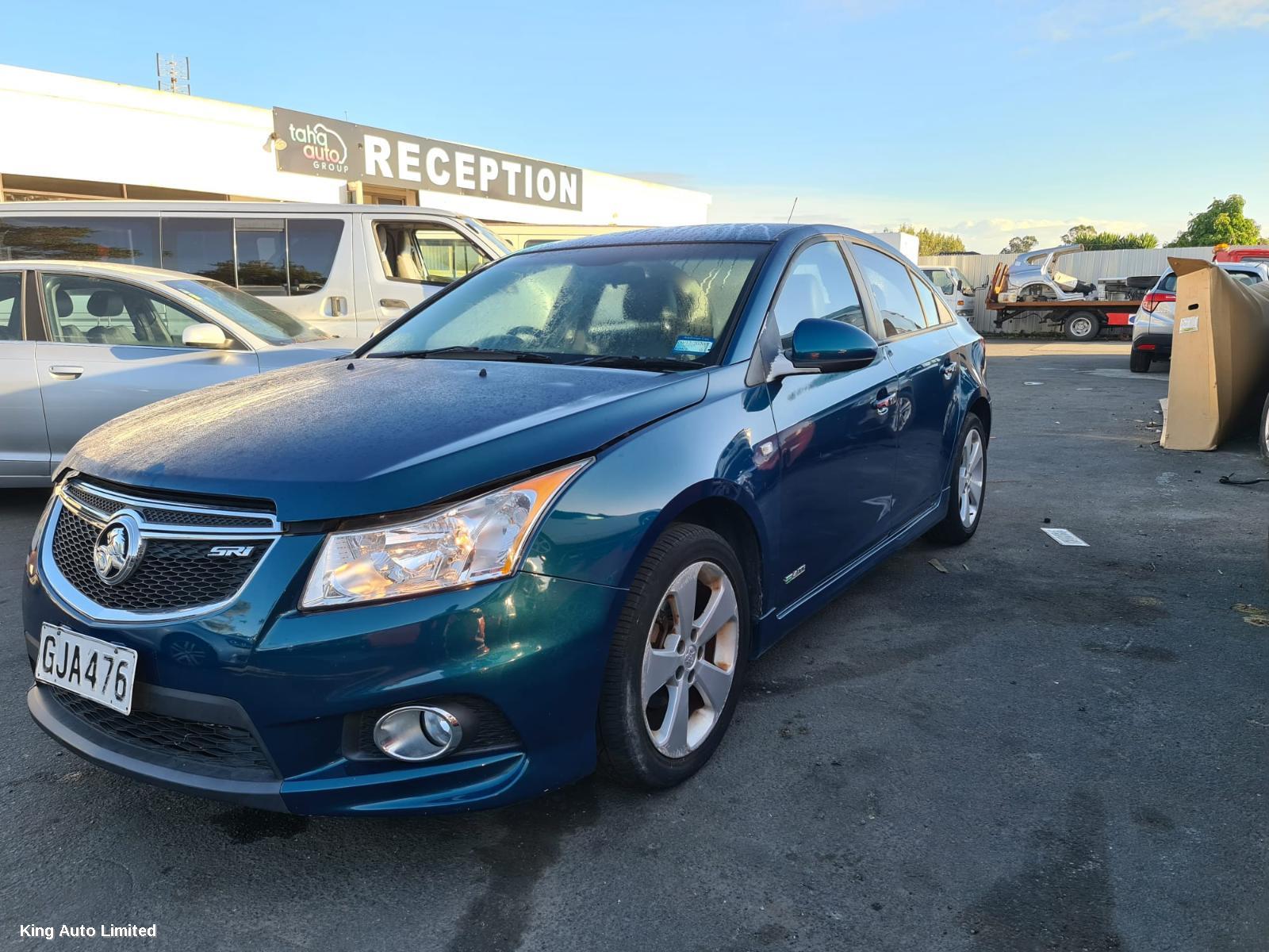 Holden CRUZE 2012 Starter thumbnail 2