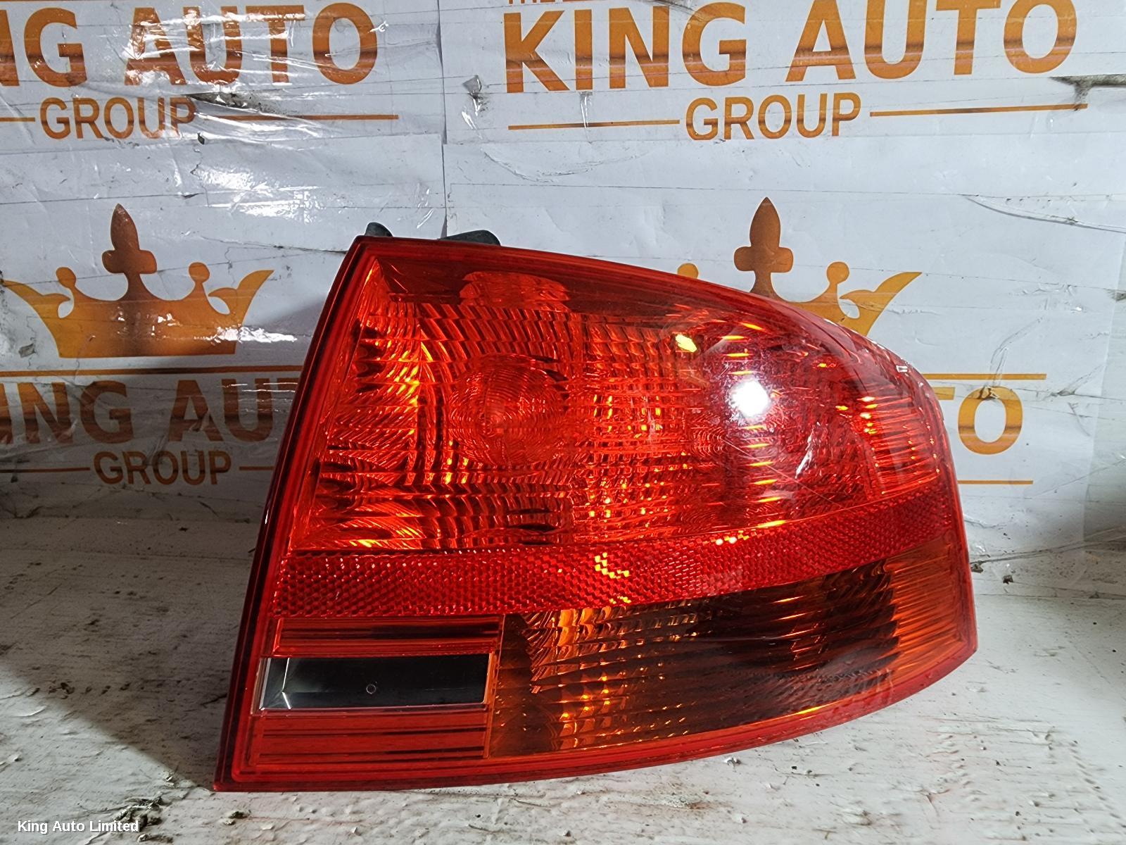 Audi A4 2006 Right Taillight thumbnail 1