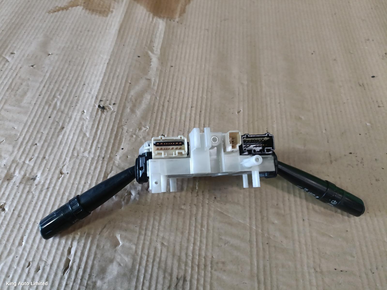 Subaru OUTBACK 2001 Combination Switch thumbnail 2