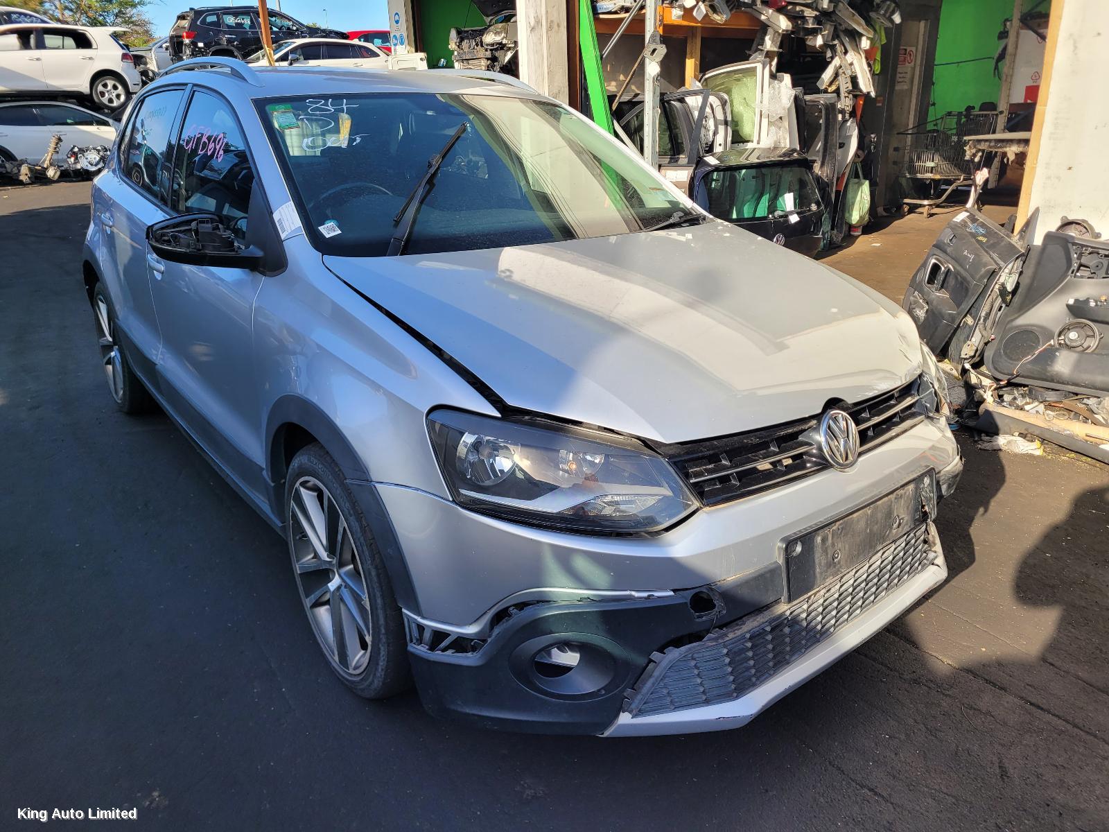Volkswagen - Volkswagen POLO 2012 Radiator