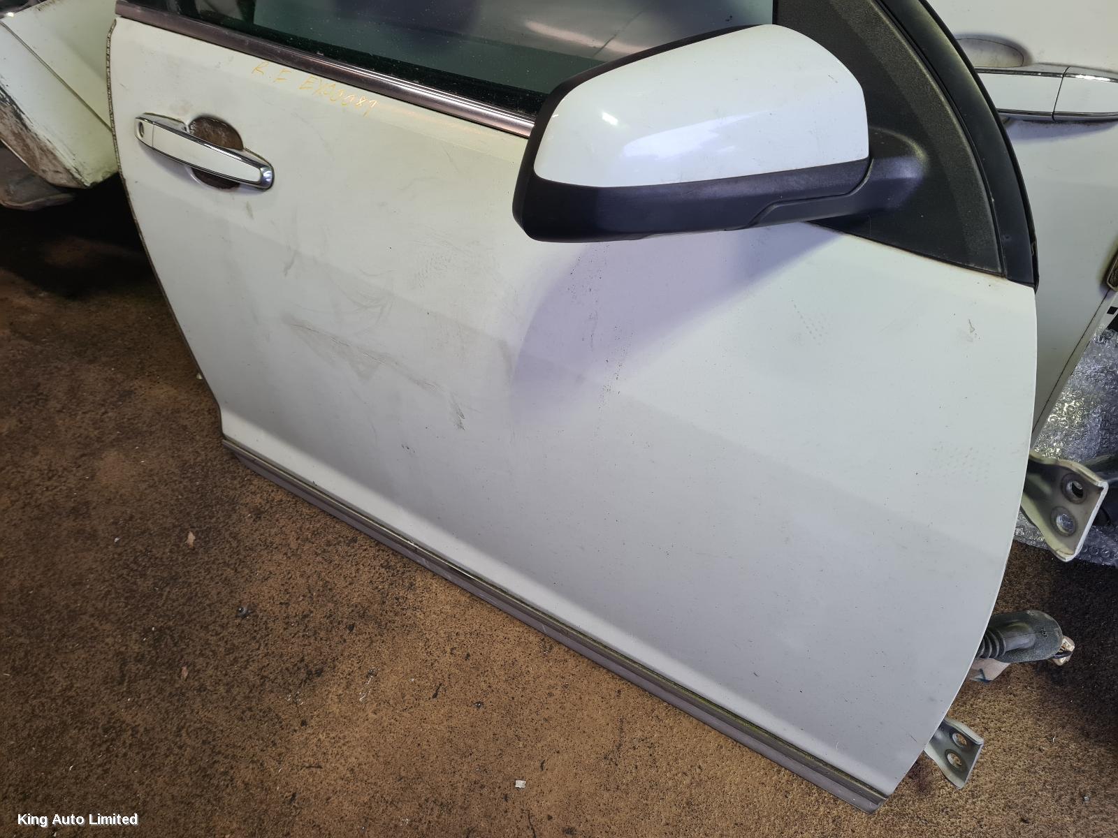 Holden STATESMAN/CAPRICE 2013 Right Front Door thumbnail 3