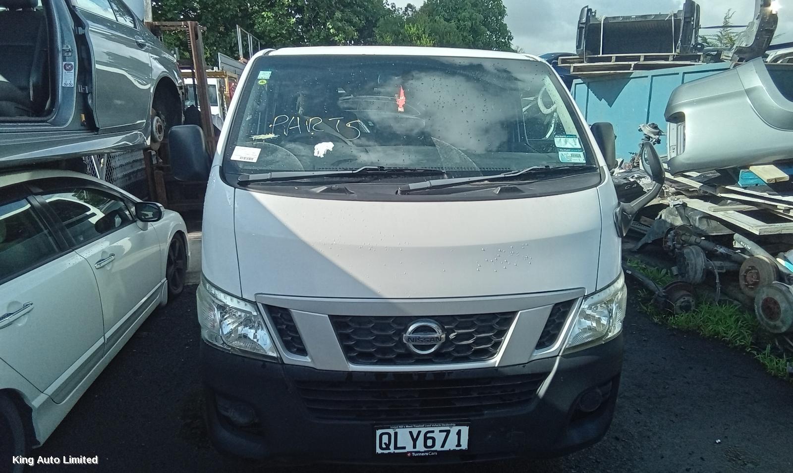 Azraa - NISSAN URVAN 2014 Combination Switch