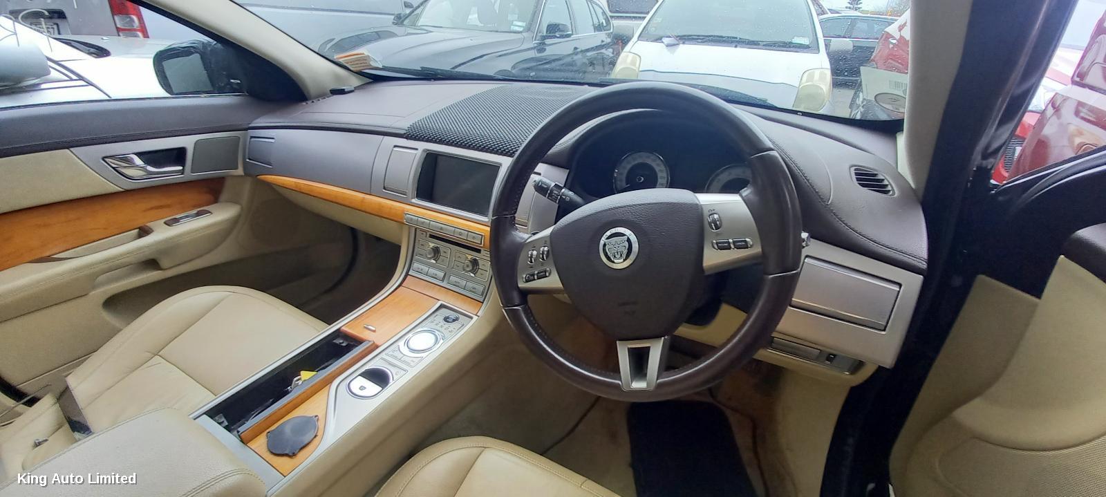 Jaguar XF 2008 RIGHT_REAR_DOOR_SLIDING thumbnail 1