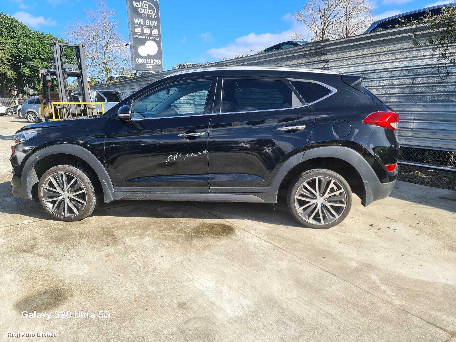 Hyundai TUCSON 2015 Bootlid/Tailgate thumbnail 3