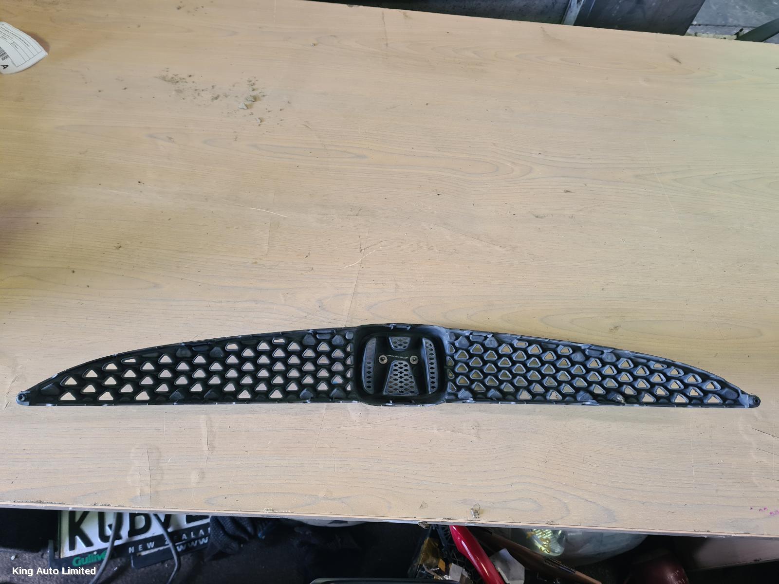 HONDA JAZZ 2007 Grille thumbnail 1