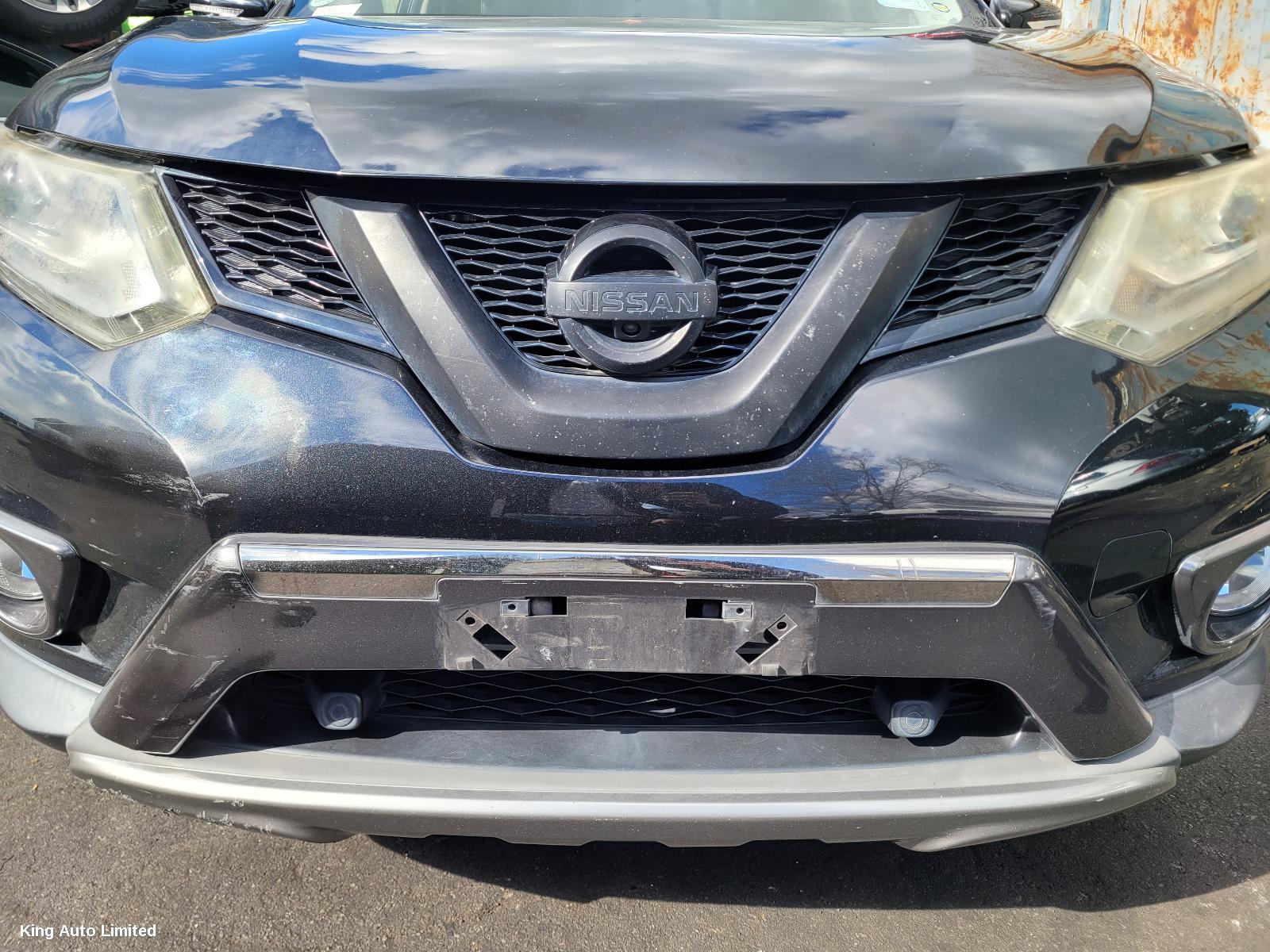 Nissan XTRAIL 2015 Left Taillight thumbnail 3