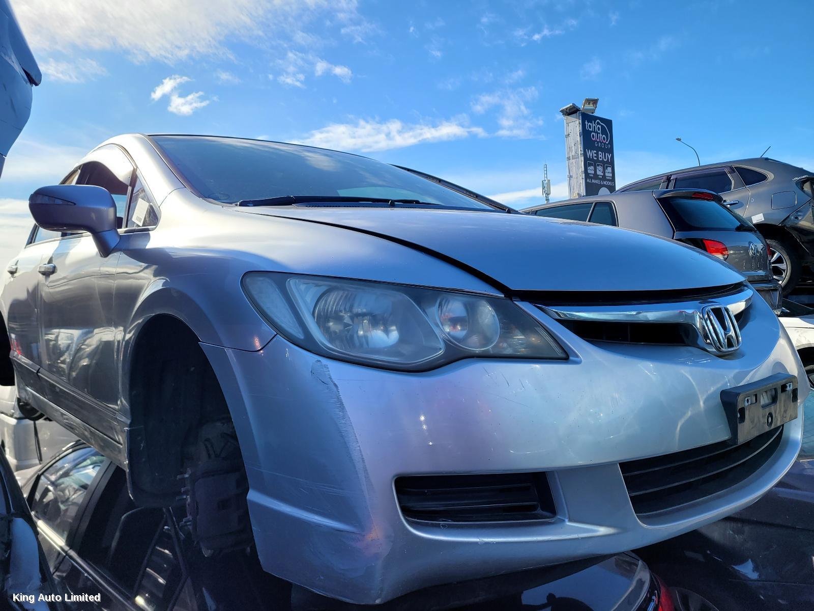 Honda CIVIC 2005 Left Front Door thumbnail 2