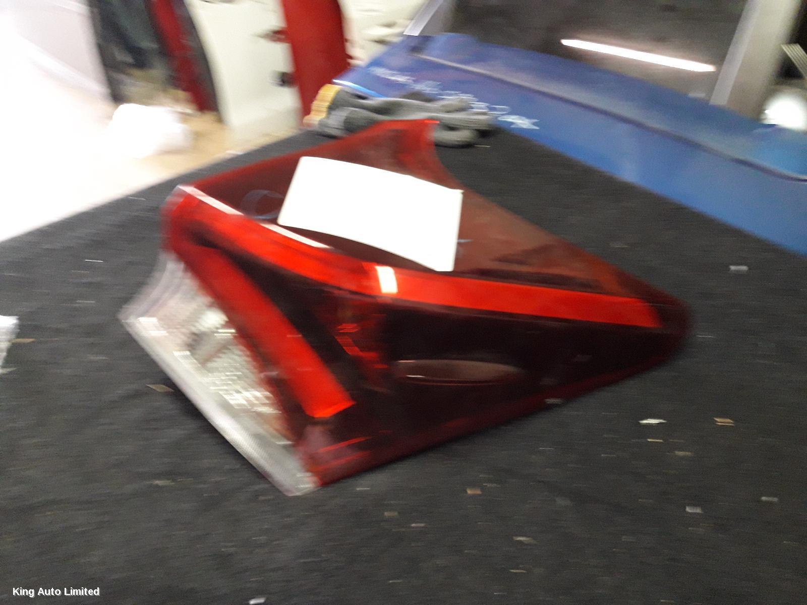 TOYOTA COROLLA 2015 Left Taillight thumbnail 1