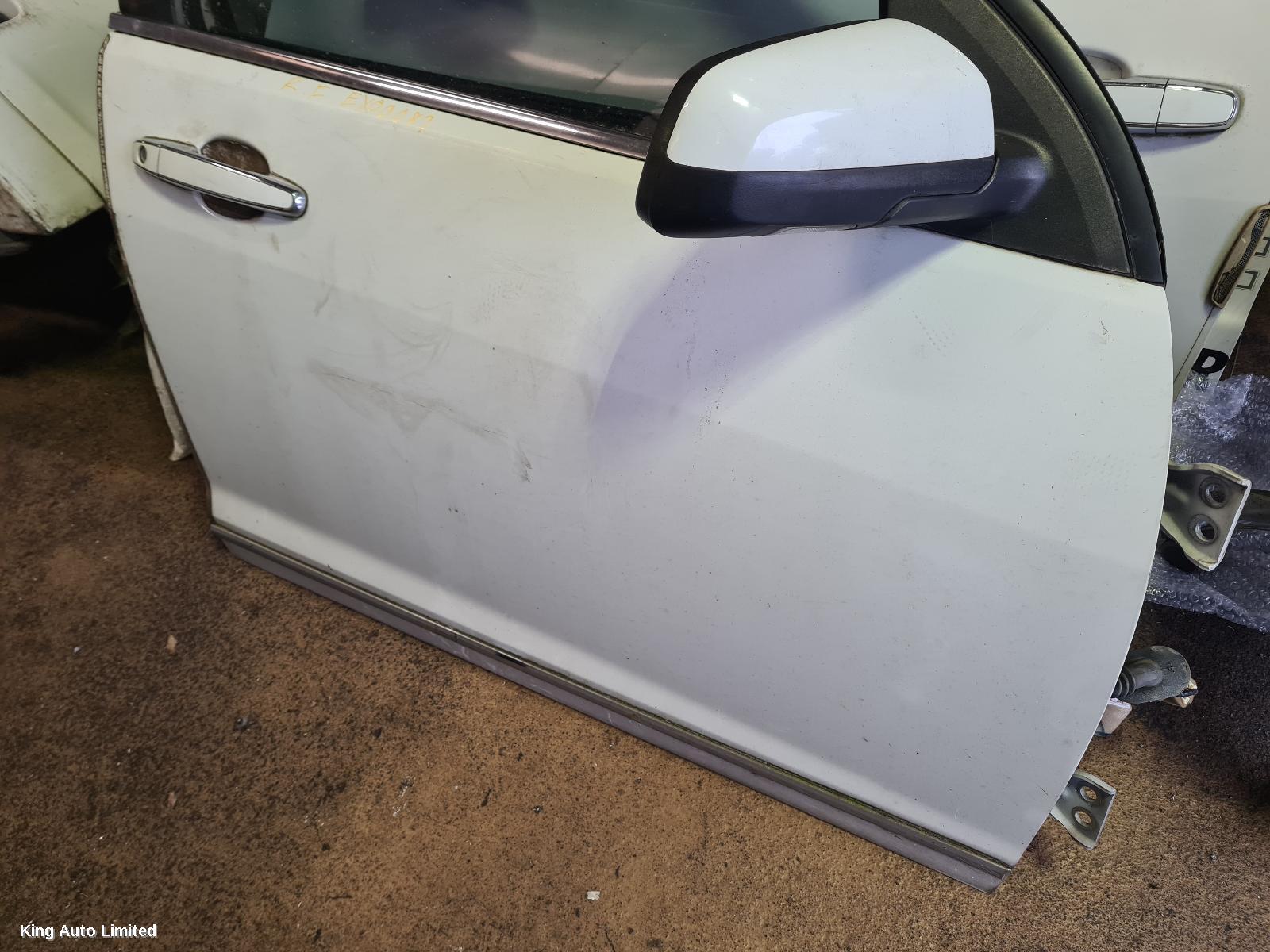 Holden STATESMAN/CAPRICE 2013 Right Front Door thumbnail 1