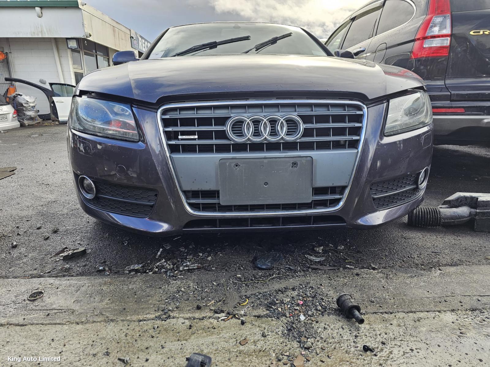 AUDI A5 2010 Left Taillight thumbnail 1