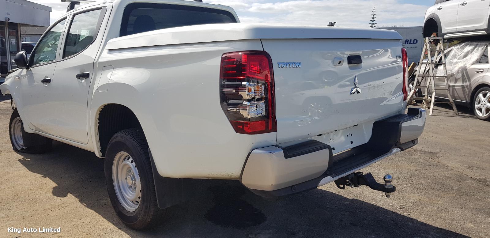 Mitsubishi TRITON 2019 Wiper Motor thumbnail 3