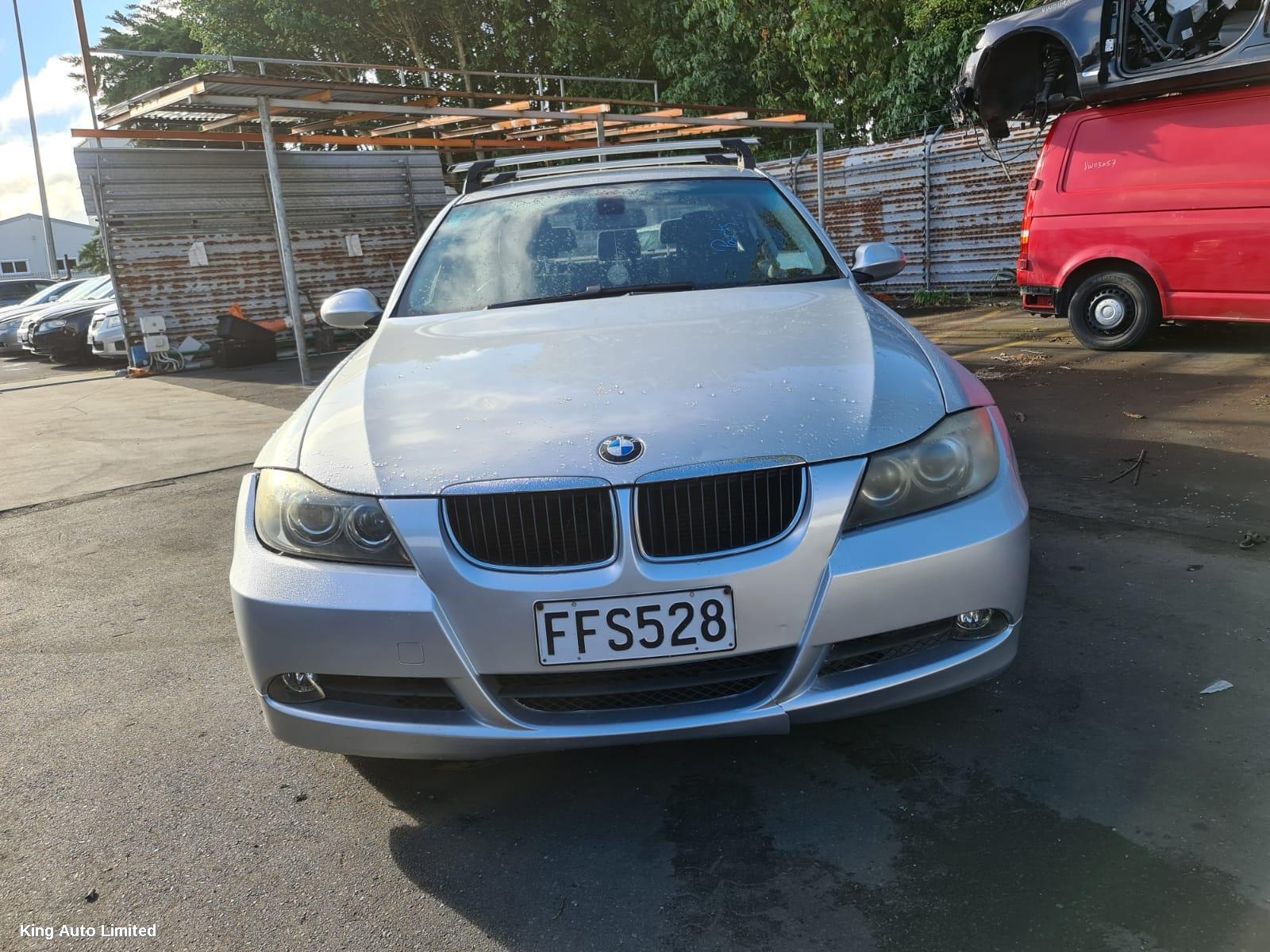 BMW 3 SERIES 2006 Right Headlamp thumbnail 1