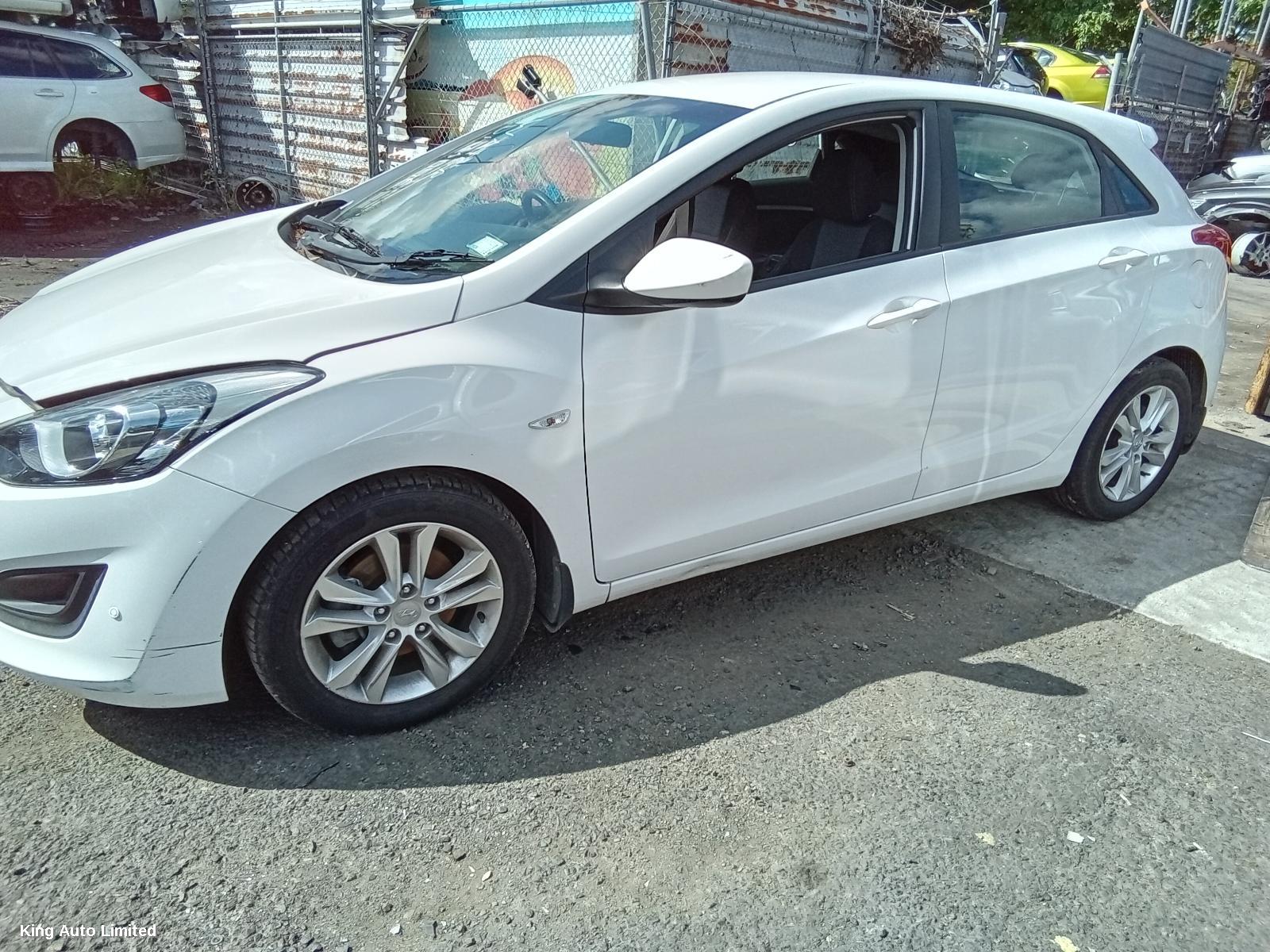 Hyundai I30 2013 Fan thumbnail 3