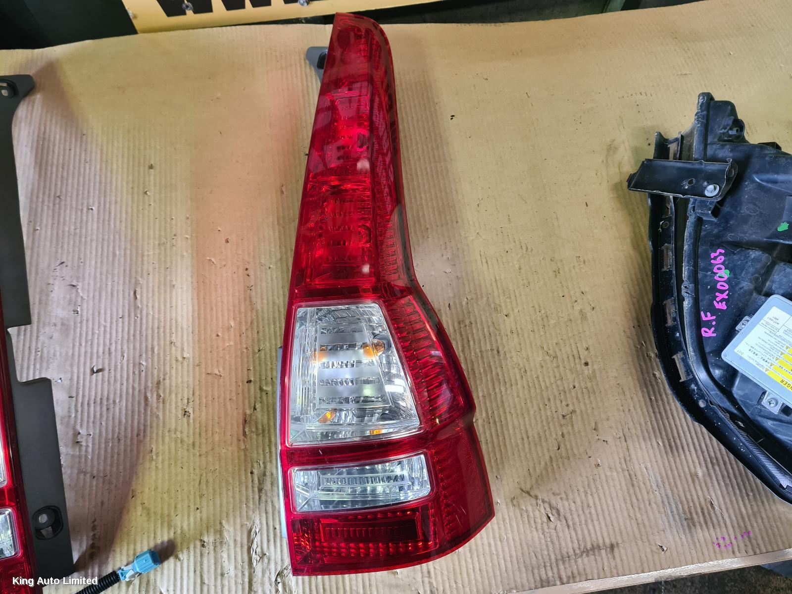 HONDA CRV 2008 Right Taillight thumbnail 1